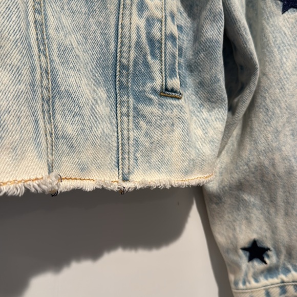 Alivia Ford's Women's (Juniors) Blue Jean Star Embroidery Jacket Size large - Picture 3 of 9